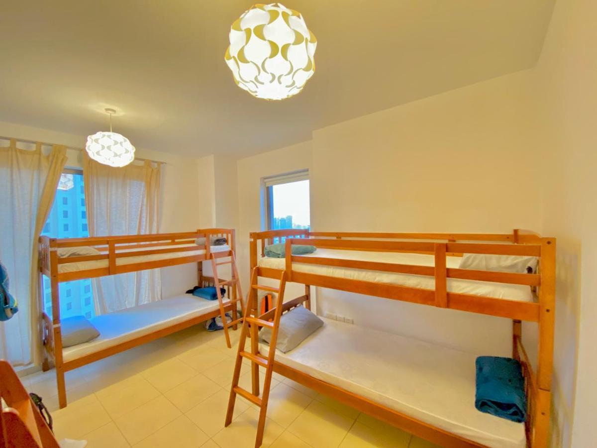 Dxb Backpackers Hostel Дубай Екстериор снимка