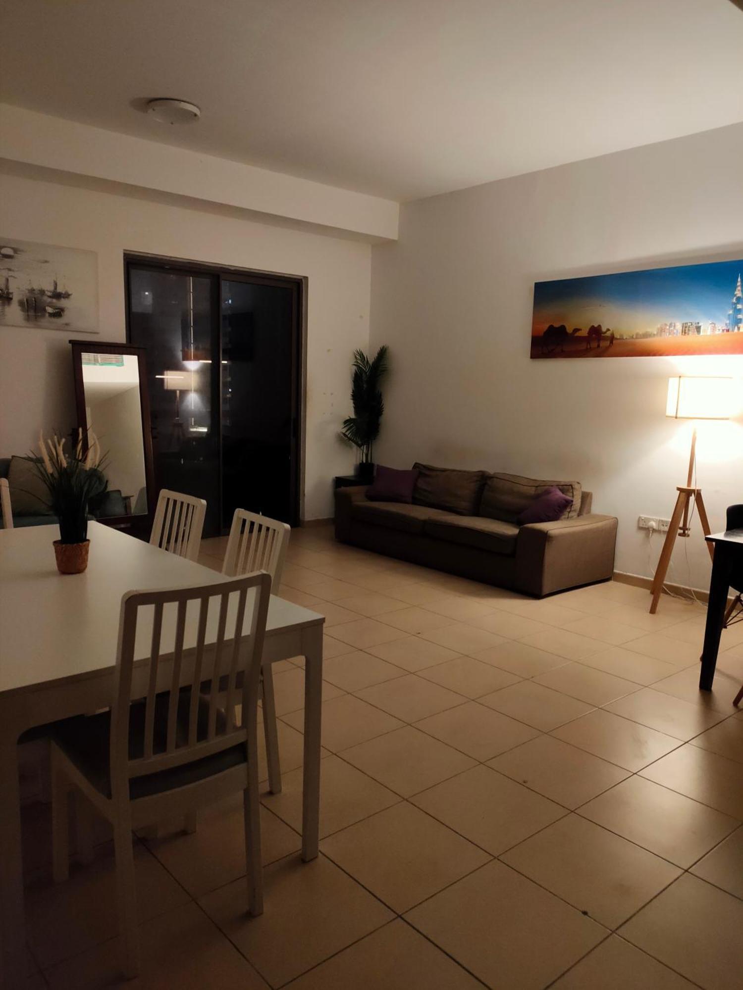 Dxb Backpackers Hostel Дубай Екстериор снимка